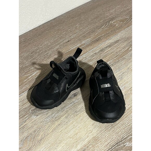 Toddler's Nike Flex Runner Sz 4C Black/Flat Pewter-Anthracite DJ6039 001 EUR 21 - Picture 1 of 10